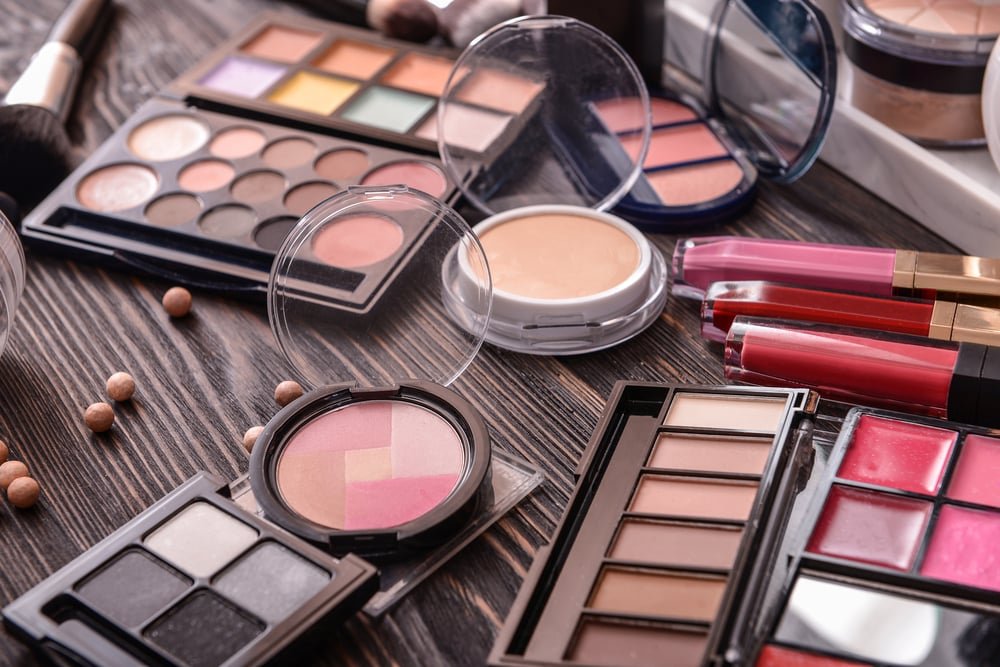Pakistani Makeup Brands Pakistani Makeup Brands