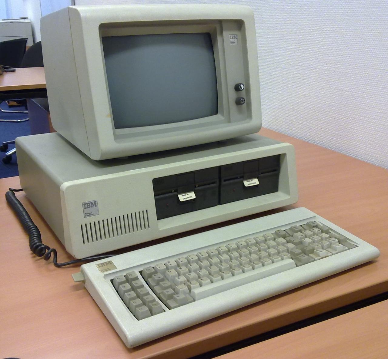 What is Computer? Definition, Characteristics and Classification