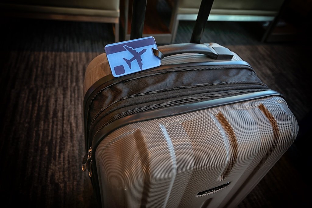 Man extremely happy to find his checked bag : r/SouthwestAirlines Man extremely happy to find his checked bag : r/SouthwestAirlines