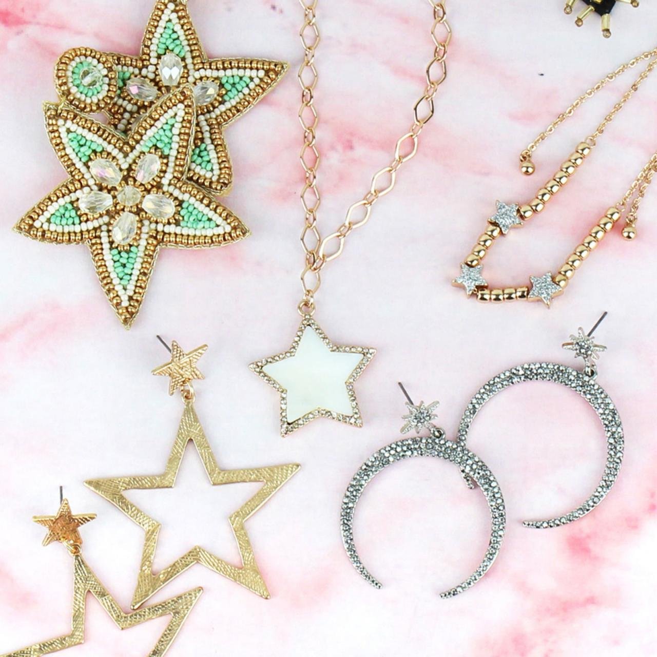 Wholesale purses and accessories