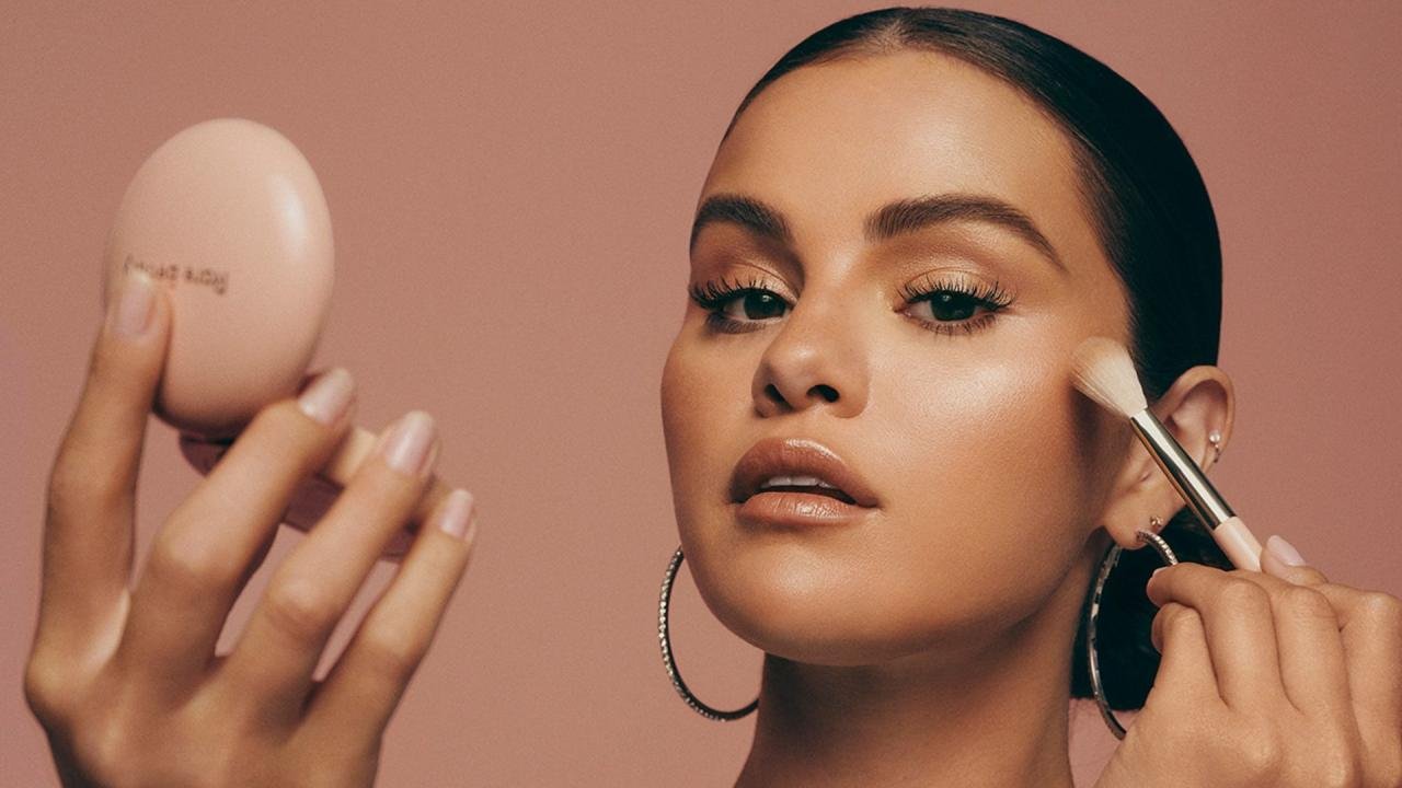 Who Owns Rare Beauty? All about the Brand and its Founder Selena Gomez ...